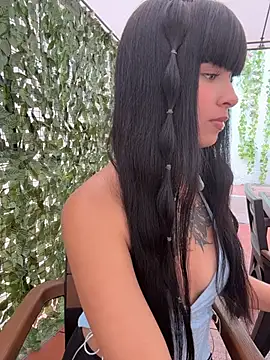 Shalom_pink17's Live XXX Chat