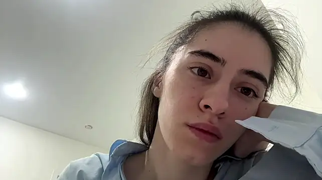 raisatdj's Live XXX Chat