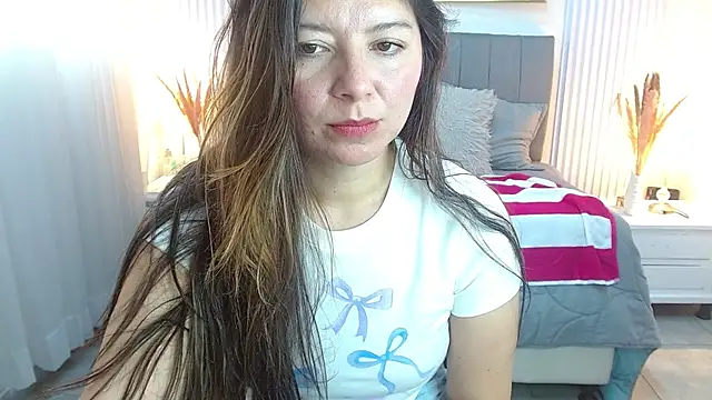 hade_smt's Live XXX Chat