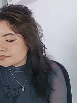 Ariabrownn1_'s Live XXX Chat