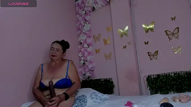 grandmother_milf's Live XXX Chat