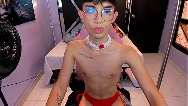 LiamHeatx's Live XXX Chat