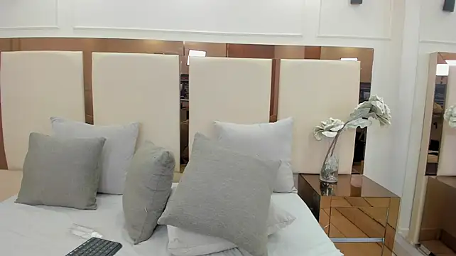 luciana_saori's Live XXX Chat