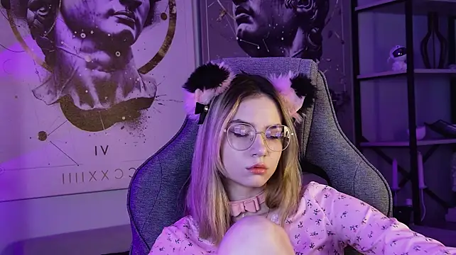 LunaWhispery's Live XXX Chat
