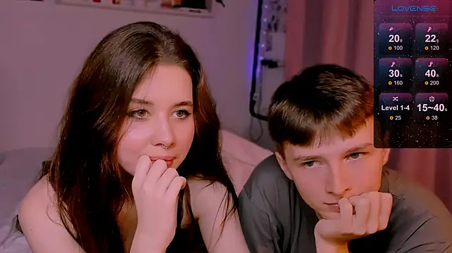 CoddleWeeper_'s Live XXX Chat