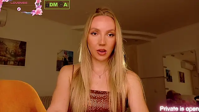 rina_asty's Live XXX Chat