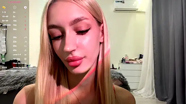 TanekaAmela's Live XXX Chat