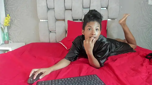Doll-Star's Live XXX Chat