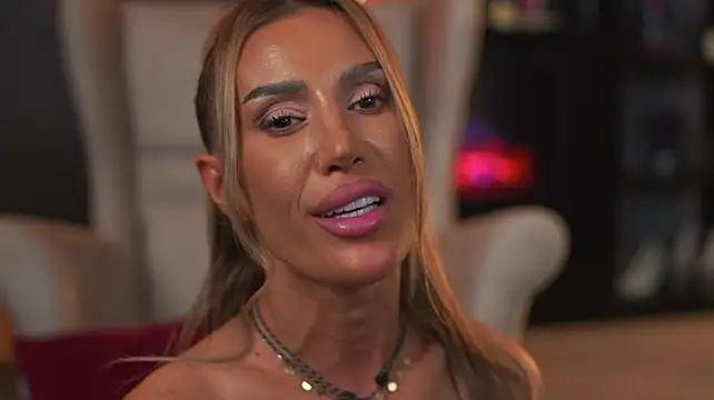 دردشة Evelyn_Evyyy الجنسية المباشرة