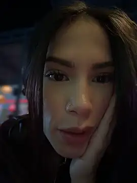 دردشة _Valentinaa_ الجنسية المباشرة