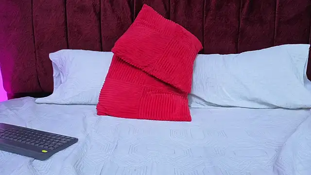 دردشة Violeta_Tepes الجنسية المباشرة