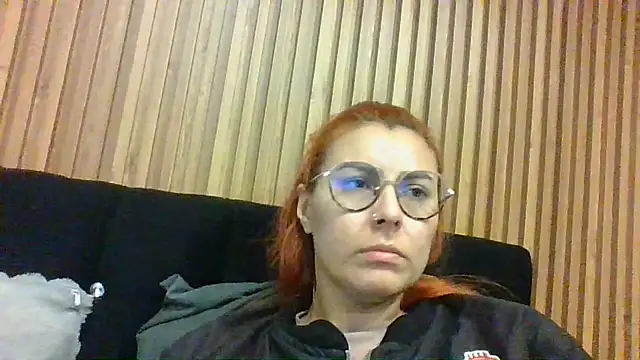 دردشة AnnyaEvans الجنسية المباشرة