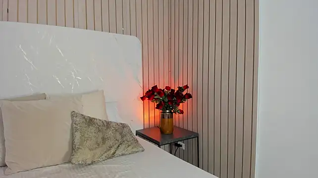 دردشة EmelyParker الجنسية المباشرة