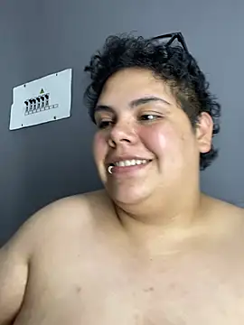 دردشة Hailey_Curvy الجنسية المباشرة