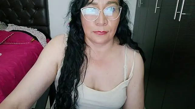 دردشة Grace_mature_milf الجنسية المباشرة