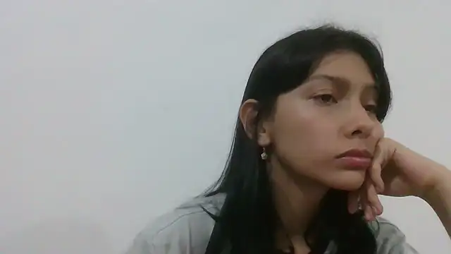دردشة xoxo_anny الجنسية المباشرة