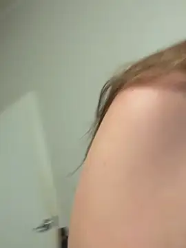 دردشة Caligirl9895 الجنسية المباشرة