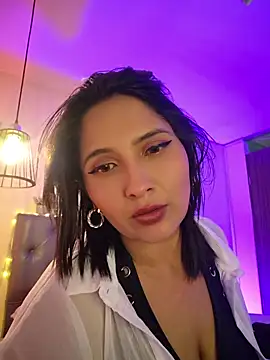 دردشة emily_leinner الجنسية المباشرة