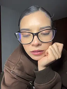 دردشة eileensophi الجنسية المباشرة