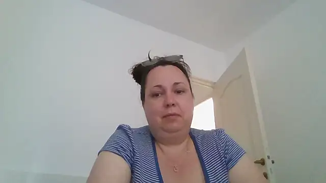 دردشة WendyRhoades الجنسية المباشرة
