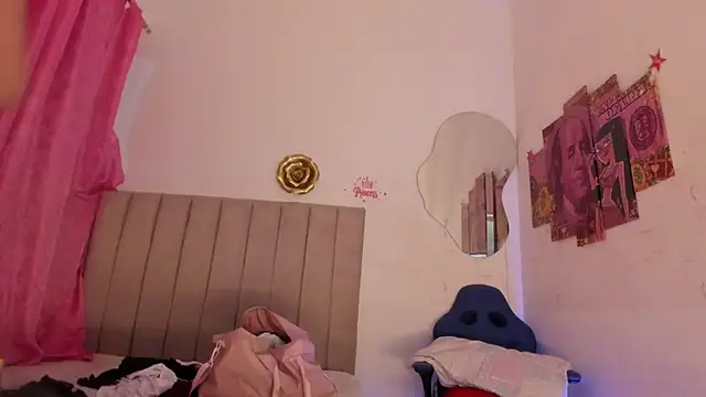 دردشة stacyfoxxx الجنسية  المباشرة