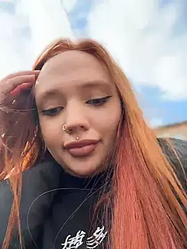 دردشة LisaCatt الجنسية المباشرة