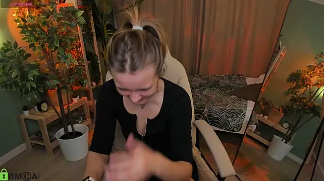 دردشة Alisa_Laurent الجنسية المباشرة