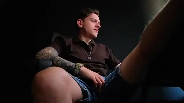 دردشة FelixStarkk الجنسية المباشرة