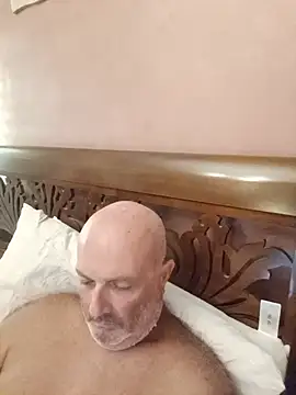 Alexis_Bull Chat XXX in diretta