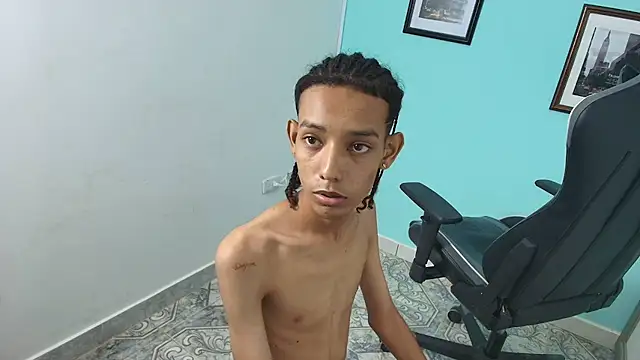Chatroom XXX en direct de Drake_cum23