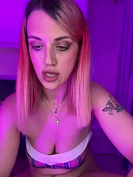 Alessia-Bloom's Live Chat Room