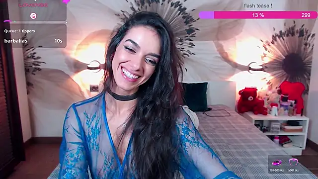 KatherineBisou Adlı Modelin Canlı XXX Sohbeti