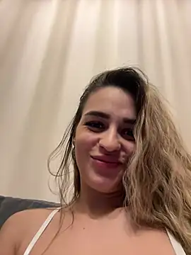 SelenaSweetie: вебкам-шоу