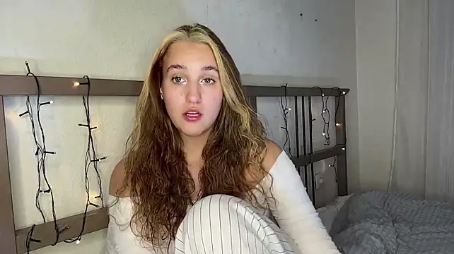 JudeLev's Live XXX Chat
